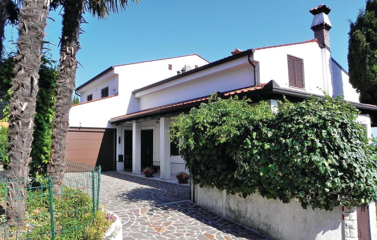 Beautiful Apartment With Picturesque View And Free Parking Portoroz Exterior foto